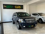 Cadillac Escalade-7
