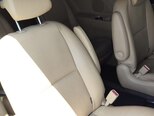 Kia Carnival-9