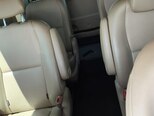 Kia Carnival-10