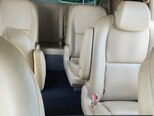 Kia Carnival-12