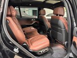 BMW X7-7
