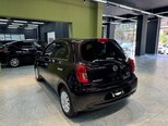 Nissan March-10