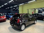 Nissan March-8