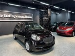 Nissan March-3