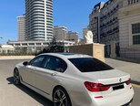 BMW 740-7