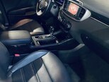Kia Sorento-11