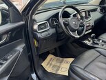 Kia Sorento-12
