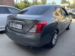 Nissan Sunny-11