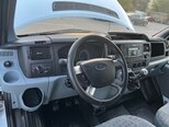Ford Transit-10