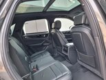 Porsche Cayenne-16