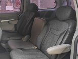 Kia Carnival-11