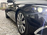 Mercedes E 200-11