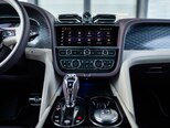 Bentley Bentayga-14