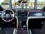 Bentley Bentayga-12