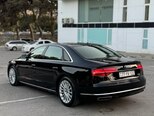 Audi A8-6