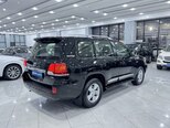 Toyota Land Cruiser-6