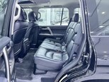 Toyota Land Cruiser-14