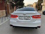 Toyota Camry-6