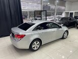 Chevrolet Cruze-11