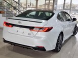 Toyota Camry-8