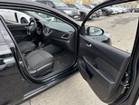 Hyundai Accent-17