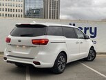 Kia Carnival-4
