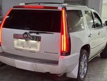 Cadillac Escalade-2