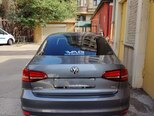Volkswagen Jetta-6