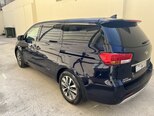 Kia Carnival-5