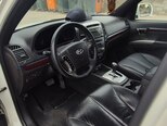 Hyundai Santa Fe-9