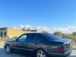 Mercedes E 220 d-2