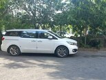 Kia Carnival-2