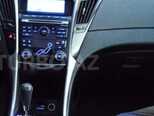 Hyundai Sonata-4