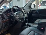 Toyota Land Cruiser-6
