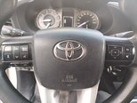 Toyota Hilux-9