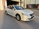 Toyota Camry-4