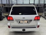 Toyota Land Cruiser-8