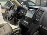 Toyota Land Cruiser-14