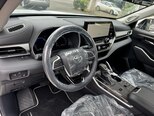 Toyota Highlander-8