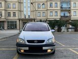 Opel Zafira-1