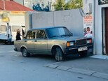 LADA (VAZ) 2107-1