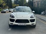 Porsche Cayenne Turbo S-6