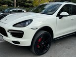 Porsche Cayenne Turbo S-17