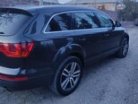 Audi Q7-5