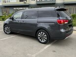 Kia Carnival-5