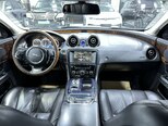 Jaguar XJ-8