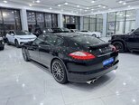 Porsche Panamera-6