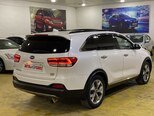 Kia Sorento-8