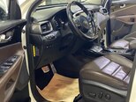 Kia Sorento-12