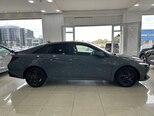 Hyundai Elantra-4